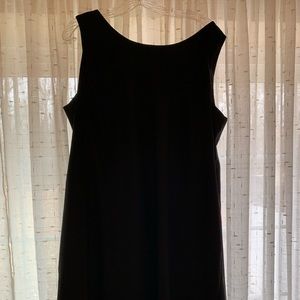 Great little black dress!!